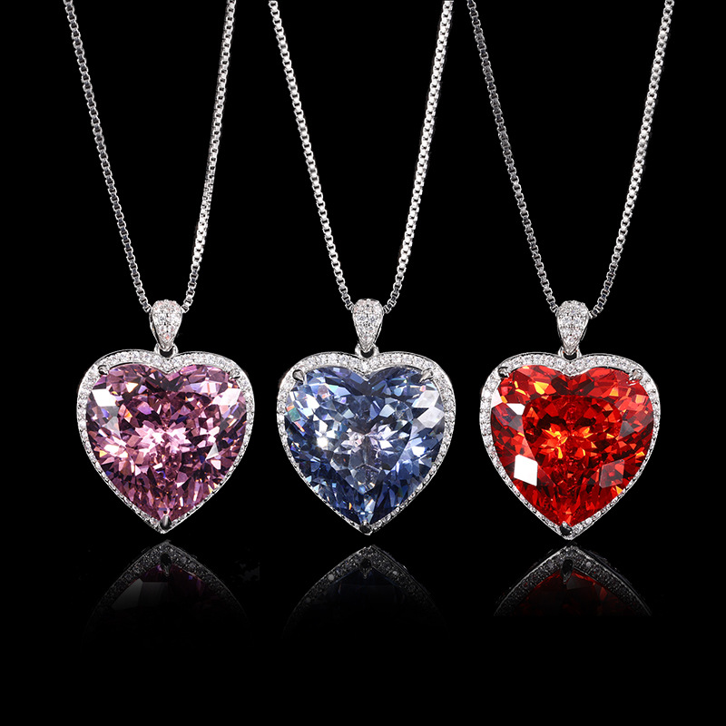 Women'S Fashion Jewellery - لامعة قطع القلب قلادة قلادة للنساء
