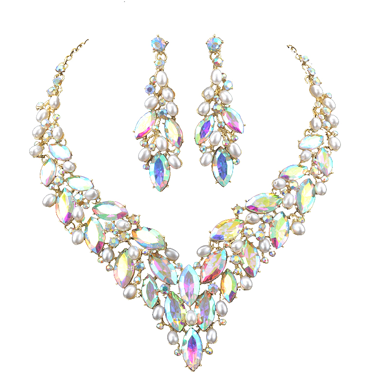 Women'S Fashion Jewellery - حساسة الذهبي اللؤلؤ كريستال قلادة للنساء