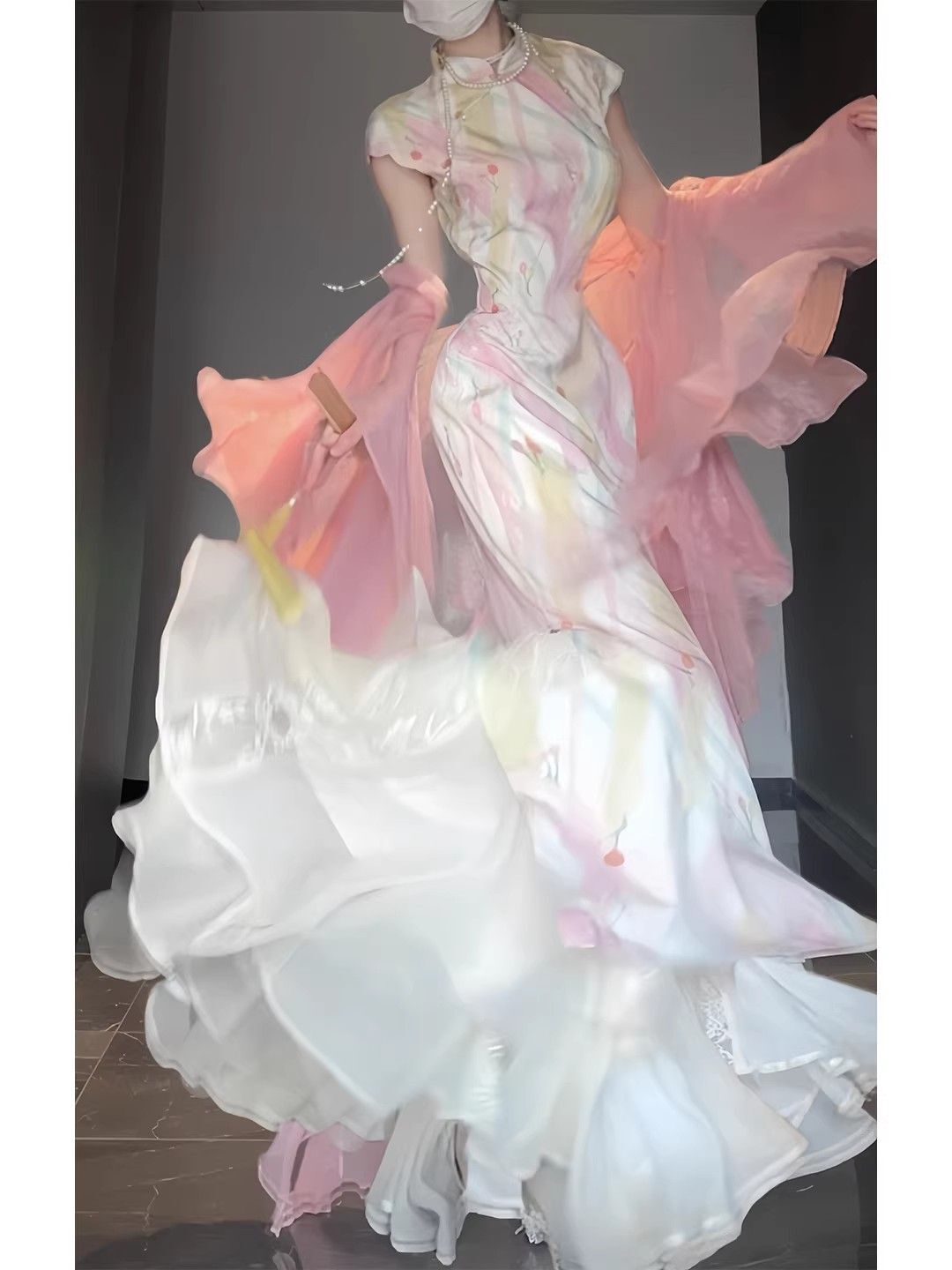 Floral Summer Dress - فستان شيونغسام صيني الطراز عصري بنقوش
