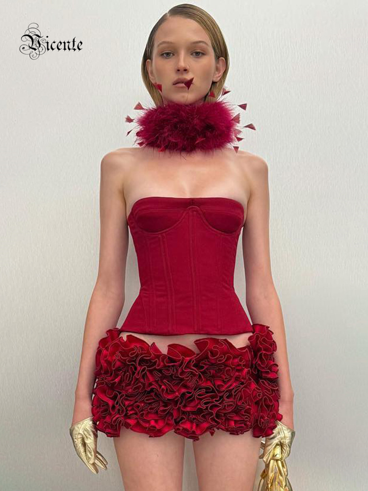 VC فستان عيد الميلاد بدون حمال - مراجعة Ruched Dress Mini وسعره